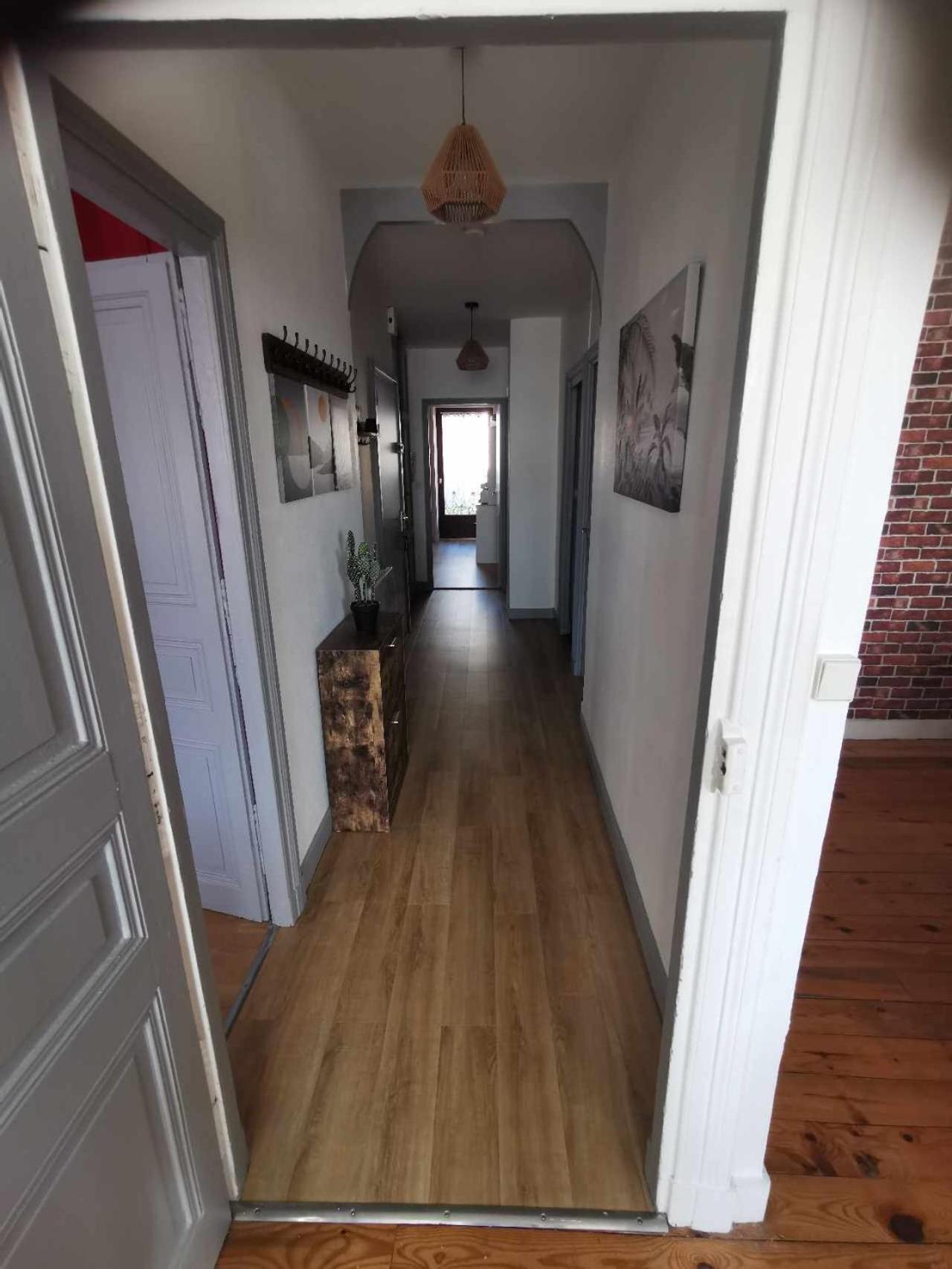 Bel Appartement De 1 A 7 Personnes Ambert Exterior photo