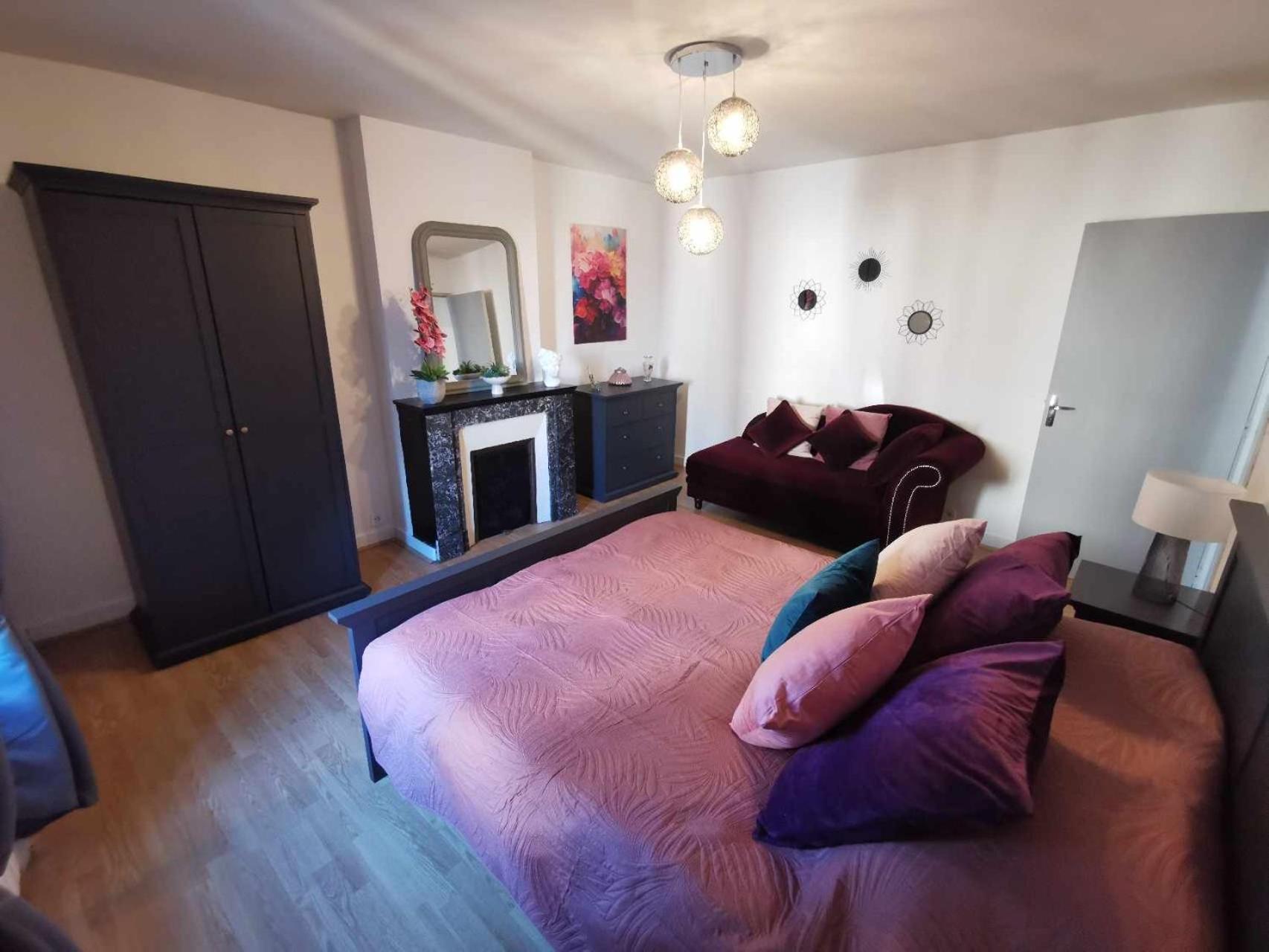 Bel Appartement De 1 A 7 Personnes Ambert Exterior photo